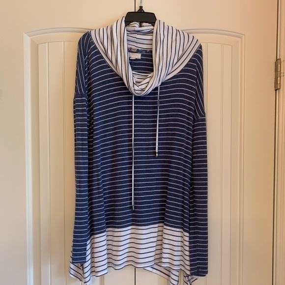 Cupio blue and white striped tunic shirt - Picture 1 of 4